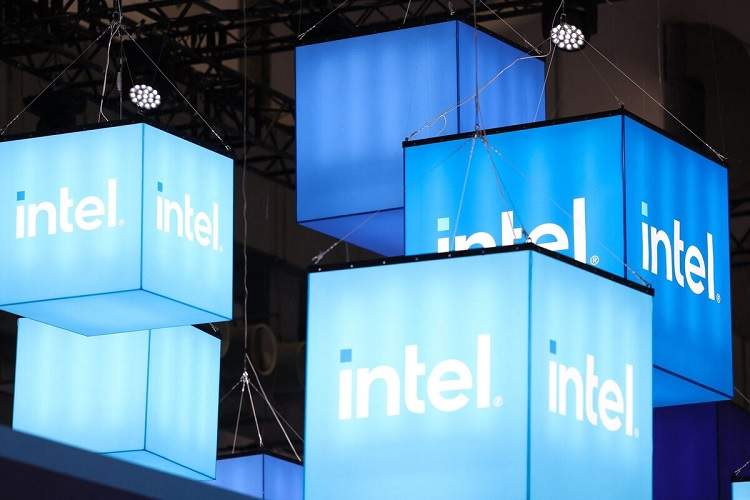 جهش سهام اینتل پس از انتشار خبر مذاکرات با دولت ترامپ